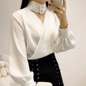 Blouse Satin Blanc Ras De Cou