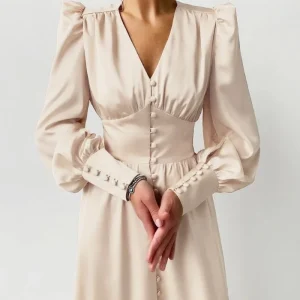 Robe Longue Satin Beige - DESTOCKAGE