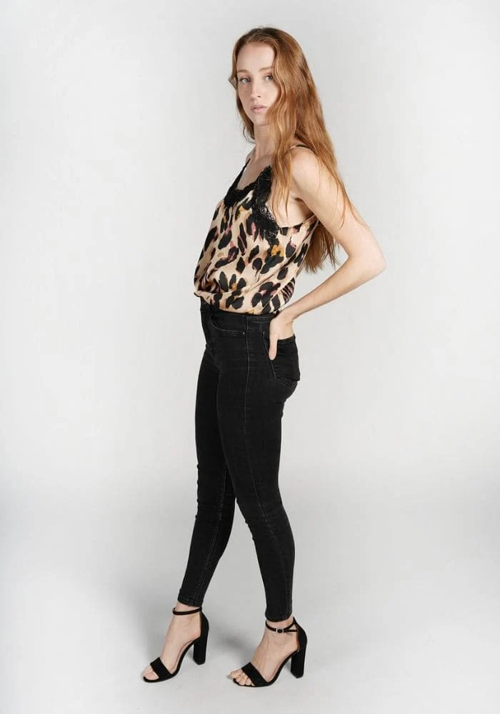 Caraco Satin Femme Motif Animal - DESTOCKAGE – Image 3