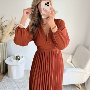 Robe longue plissée terracotta – Diane