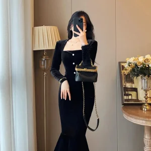 Robe longue fourreau noire