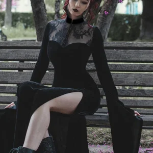 Robe longue noire gothique