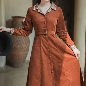 Robe marron daim