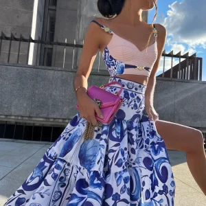 Robe motif bleu