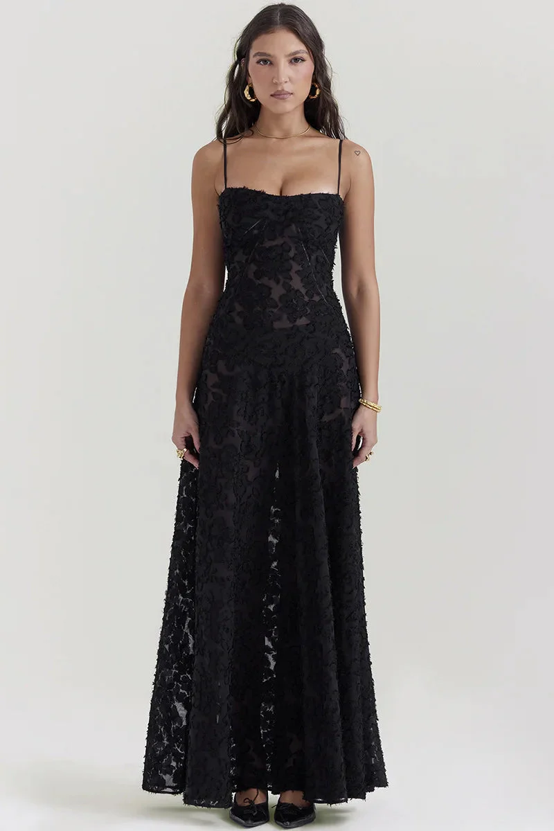 Robe noir broderie
