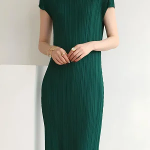 Robe plissée kaki