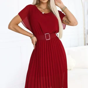 Robe plissée rouge midi manches courtes