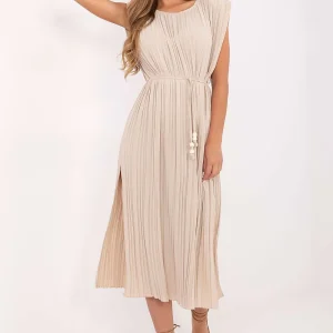 Robe été beige plissée sans manches