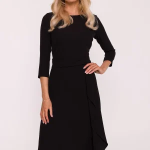 Robe noire midi manches 3/4 et volant décoratif